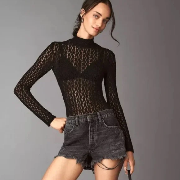 Anthropologie PILCRO Devon Rhinestone Distressed Denim Shorts Black Wash 25 NWT - Picture 2 of 13